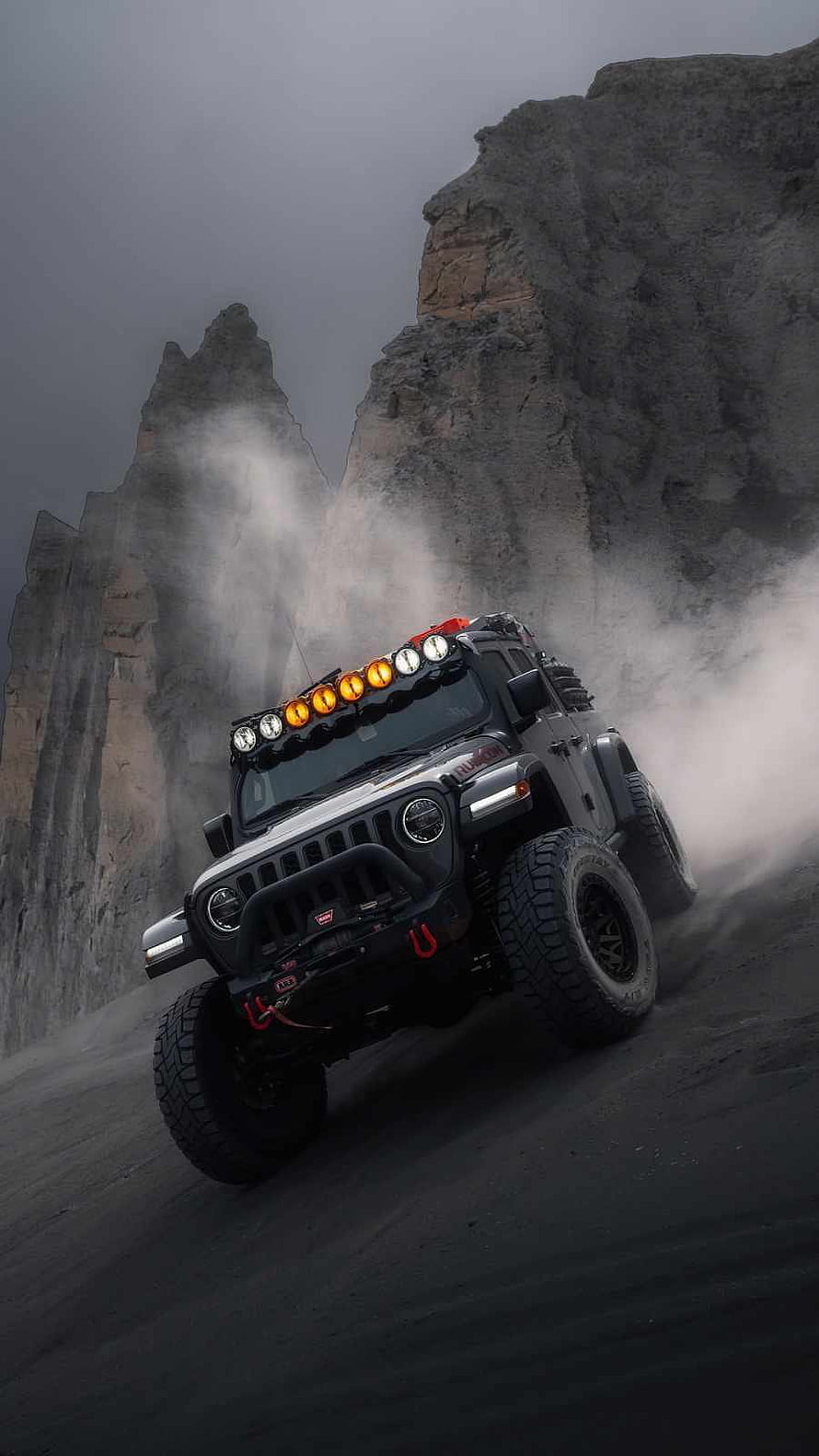 Jeep Wrangler Rubicon Off-Road Adventure in Rocky Canyon HD phone wallpaper