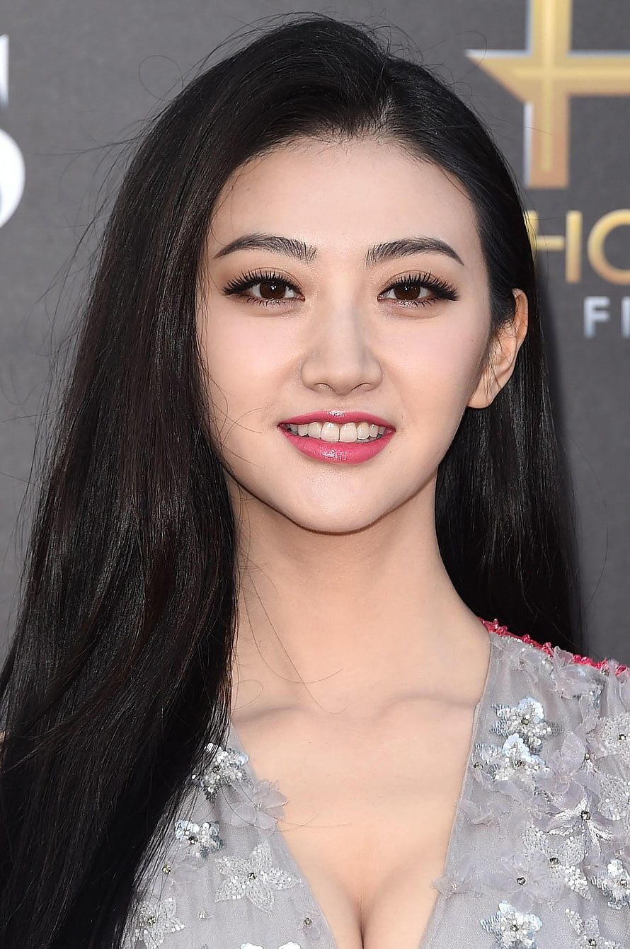 Jing Tian Red Carpet Portrait in Embellished Gown HD phone wallpaper