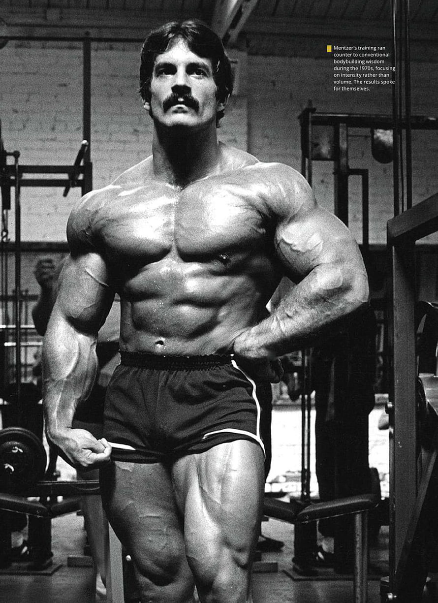 Arnold Schwarzenegger Classic Bodybuilding Pose in Vintage Gym Black and White Photo HD phone wallpaper