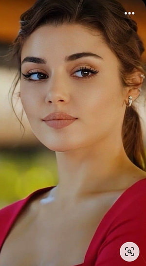 Portrait of a Woman in a Red Top with Elegant Makeup and Soft Lighting, Hande ercel cute hande ercel latest pics – Artofit, hande ercel mobile HD phone wallpaper