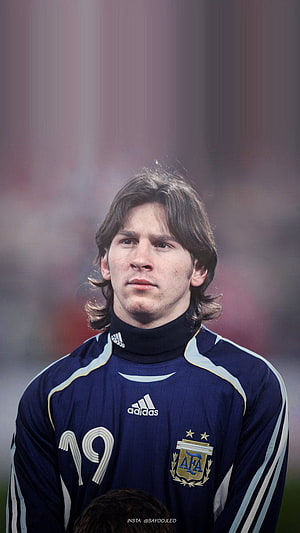 Lionel Messi Argentina National Team Portrait in Navy Blue Training Kit HD phone wallpaper