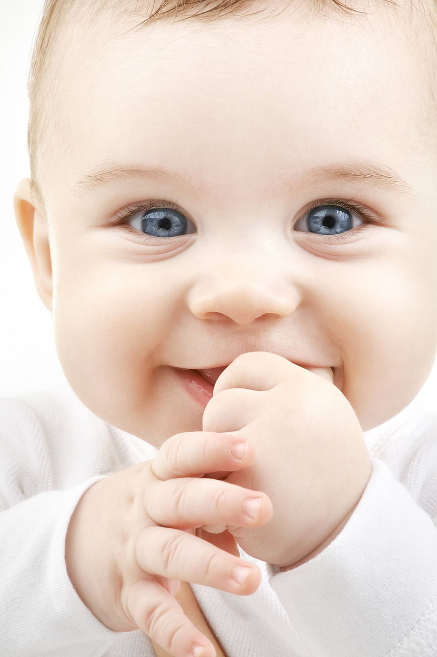 Cute Baby with Blue Eyes Sucking Thumb in White Onesie HD phone wallpaper