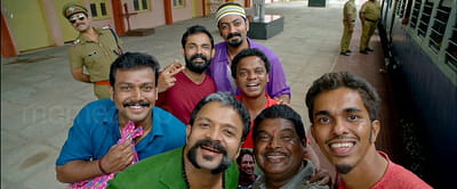 Aadu 2 Malayalam Movie Cast Group Photo at Train Station Platform HD wallpaper