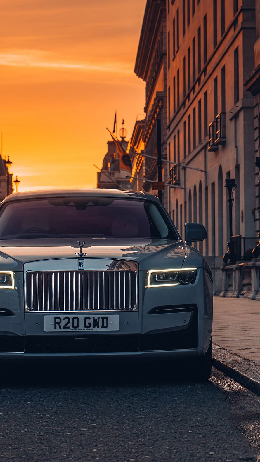 Silver Rolls-Royce Ghost Parked on City Street at Golden Sunset HD phone wallpaper