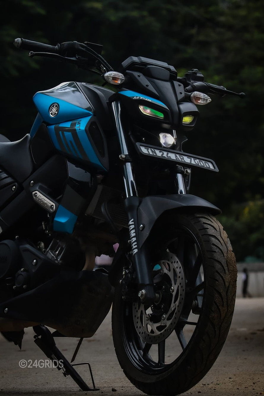 Yamaha MT-15 Blue and Black Motorcycle Front View HD phone wallpaper