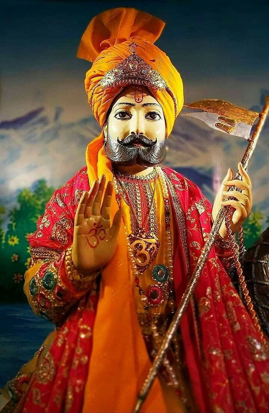 Sant Kabir Statue Holding Flag With Om Symbol On Hand HD phone wallpaper