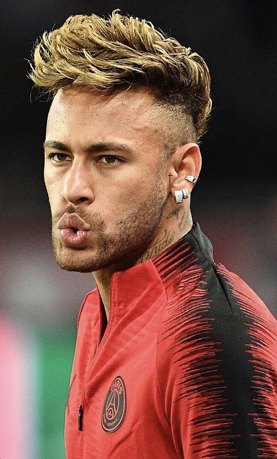 Neymar Jr. in Paris Saint-Germain Red Kit with Signature Blonde Quiff and Diamond Earrings HD phone wallpaper