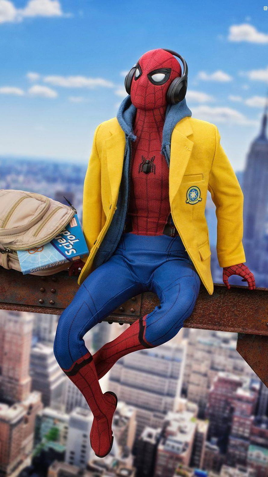 Spider-Man Homecoming School Uniform Figure Sitting on Rooftop Beam with Headphones and Backpack, Top Spiderman, spider man homecoming mobile HD phone wallpaper