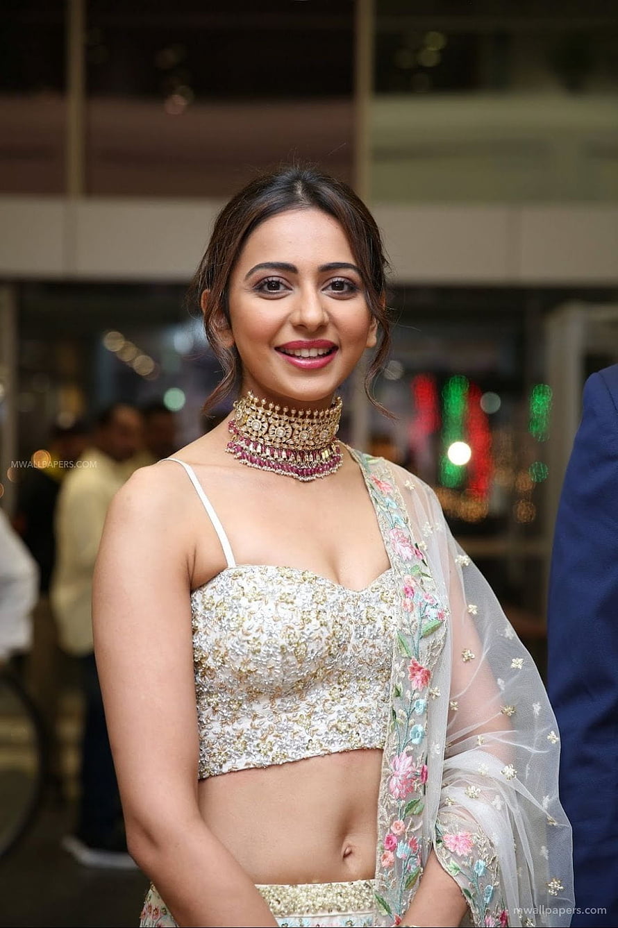 Rakul Preet Singh in Embroidered White Choli and Floral Dupatta HD phone wallpaper