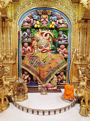 Sarangpur Hanuman Temple Deity with Golden Carved Arch and Monkey Figures, Sarangpur Hanuman by Professorr_x, #sarangpur HD phone wallpaper
