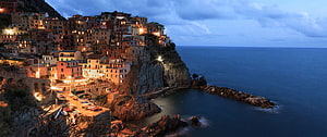 Manarola at Dusk: Colorful Cliffside Village and Harbor in Cinque Terre, Italy HD wallpaper