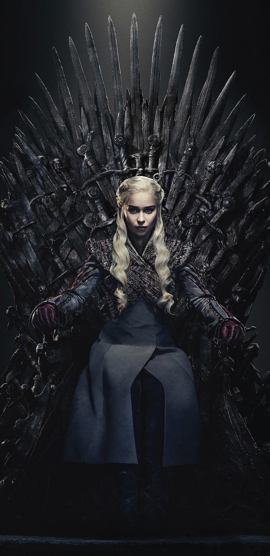 Daenerys Targaryen Sitting on the Iron Throne in Game of Thrones HD phone wallpaper