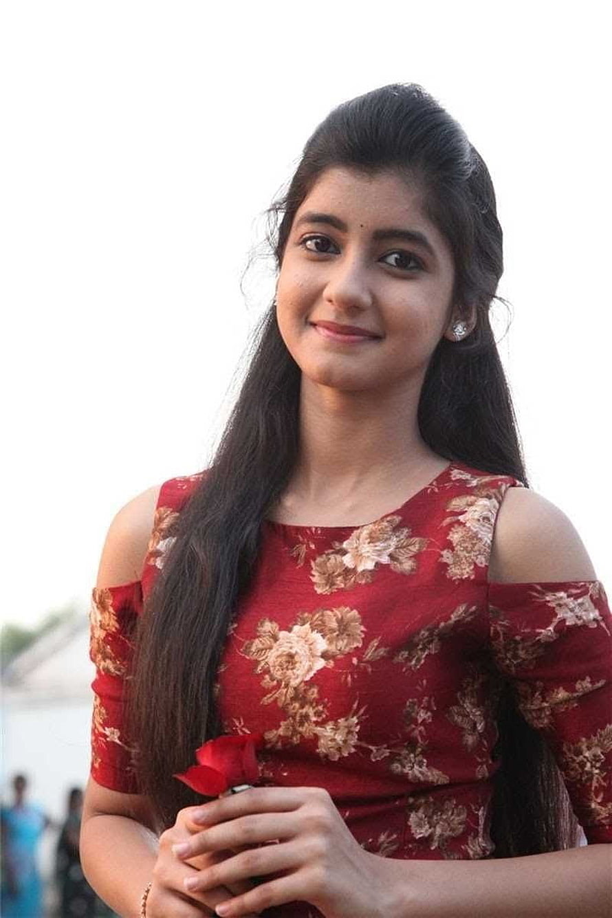 Young Woman in Red Floral Dress Holding a Rose, Pin on graphy, beautiful desi girl HD phone wallpaper