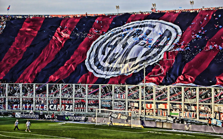 San Lorenzo de Almagro Fans Display Massive Tifo at Estadio Pedro Bidegain HD wallpaper
