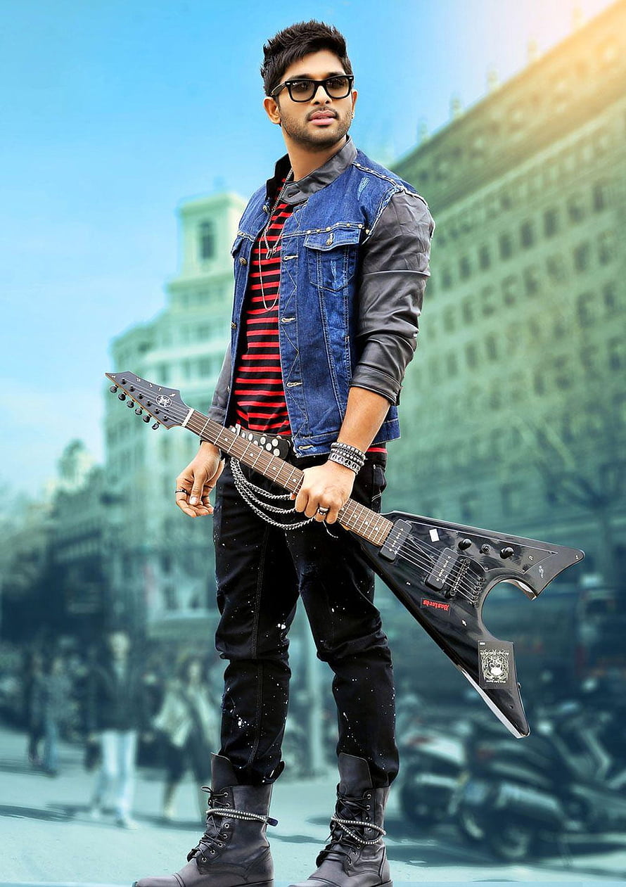 Siddharth Nigam Rocker Style Guitar Pose Wallpaper HD phone wallpaper