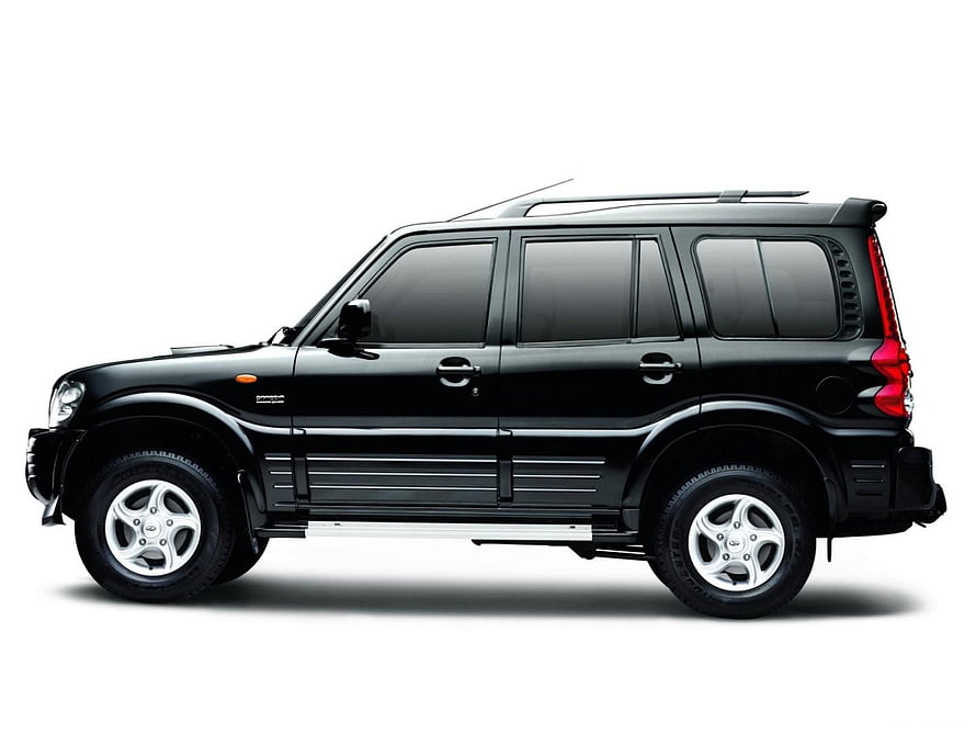 Mahindra Scorpio S11 Black SUV Side Profile Studio Shot HD wallpaper