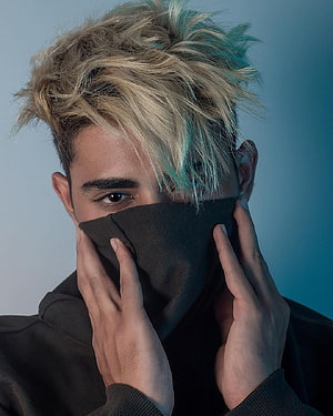 Danish Zehen Portrait With Bleached Hair and Black Hoodie HD phone wallpaper