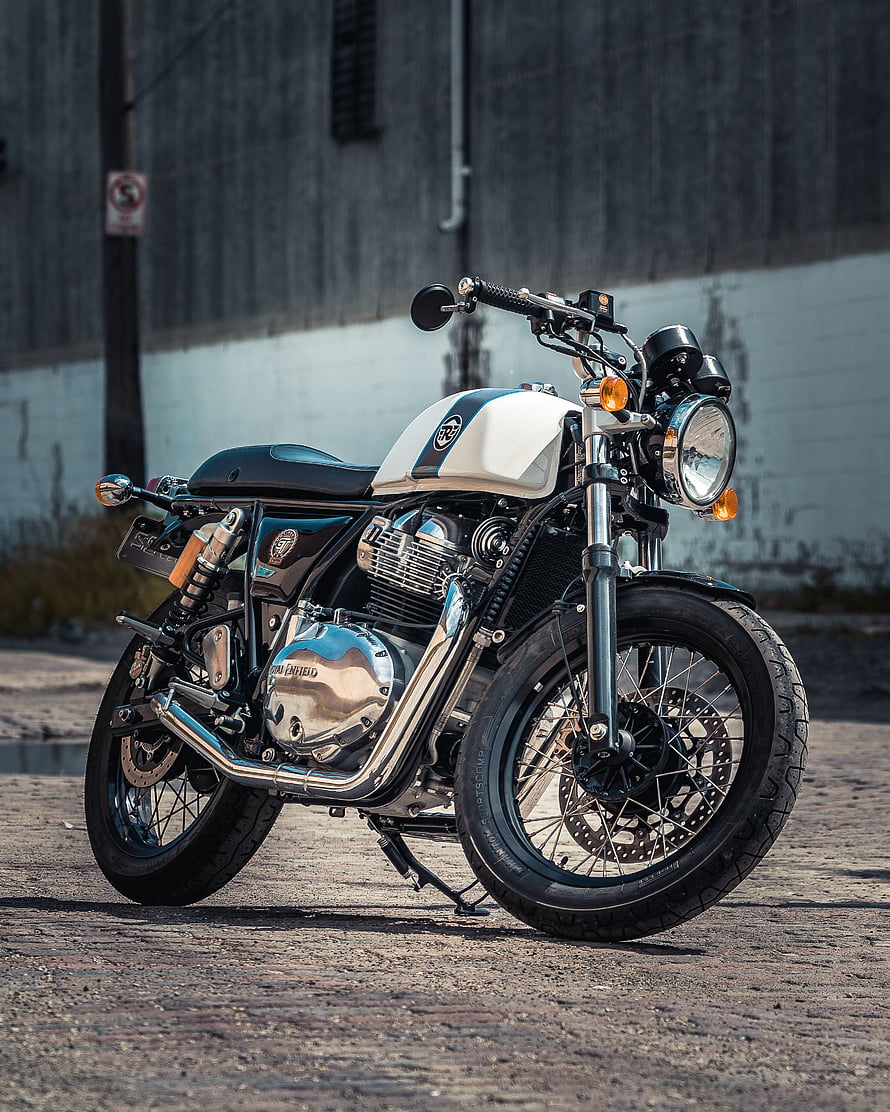 Royal Enfield Continental GT 650 Classic Cafe Racer Motorcycle in White and Black HD phone wallpaper