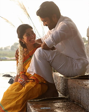 Dhanush and Trisha in Maari 2 romantic riverside scene HD phone wallpaper