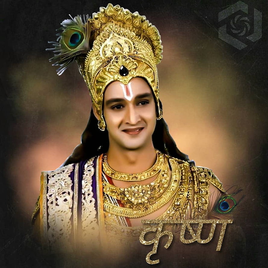 Saurabh Raj Jain as Lord Krishna in Mahabharat with ornate golden crown and peacock feather HD phone wallpaper