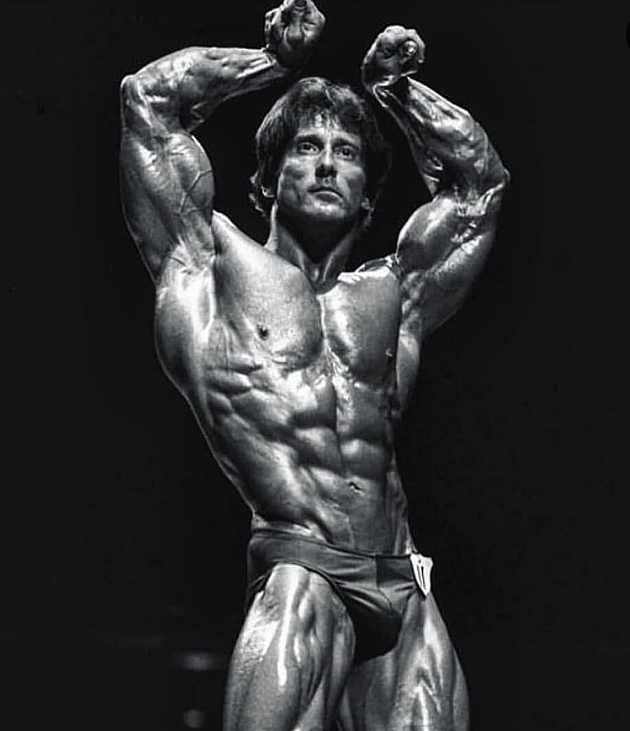 Frank Zane Classic Bodybuilding Pose in Black and White HD phone wallpaper