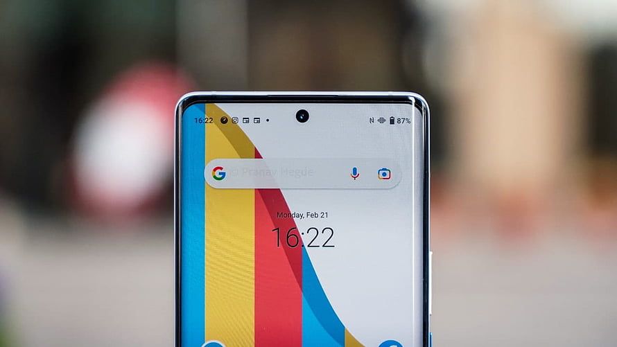 iQOO 9 Pro Smartphone Display Close-Up With Colorful Wallpaper HD wallpaper