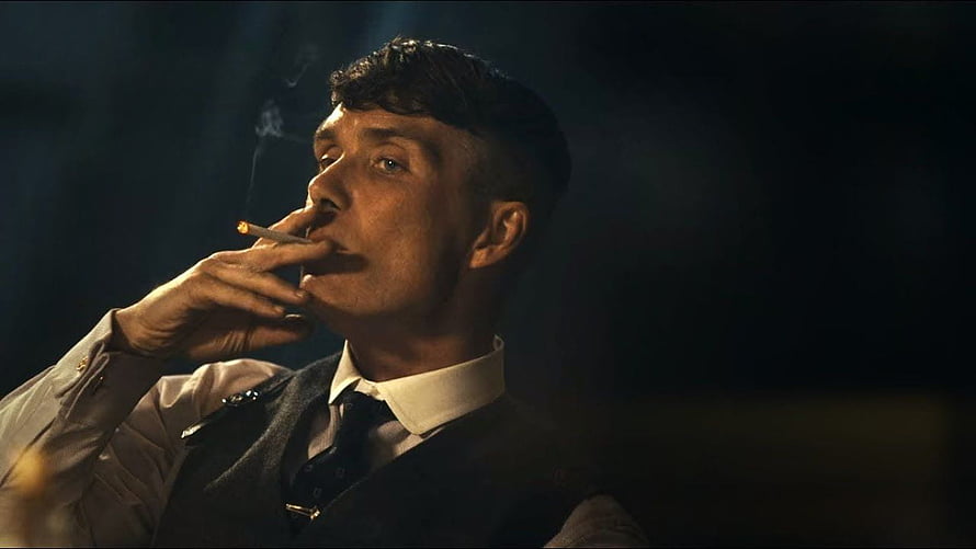 Cillian Murphy as Tommy Shelby Smoking a Cigarette in Peaky Blinders HD wallpaper
