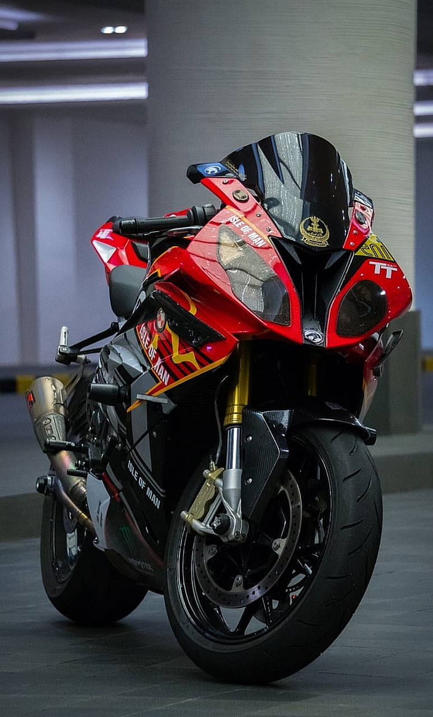 Red BMW S1000RR Superbike with Isle of Man Livery in Indoor Garage, Bmw s1000rr by Ashrs200, s1000 rr HD phone wallpaper