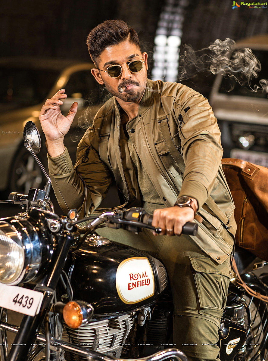 Allu Arjun on Royal Enfield Motorcycle in Naa Peru Surya Naa Illu India HD phone wallpaper