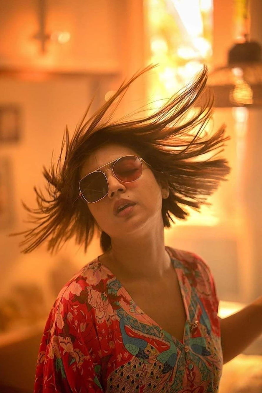 Nazriya in Trance: Woman with Windblown Hair and Aviator Sunglasses in Warm Golden Light, Latest clicks of Nazriya in Trance, trance nazriya HD phone wallpaper
