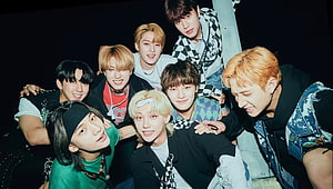 Stray Kids Group Photo in Casual Streetwear with Flash Photography HD wallpaper