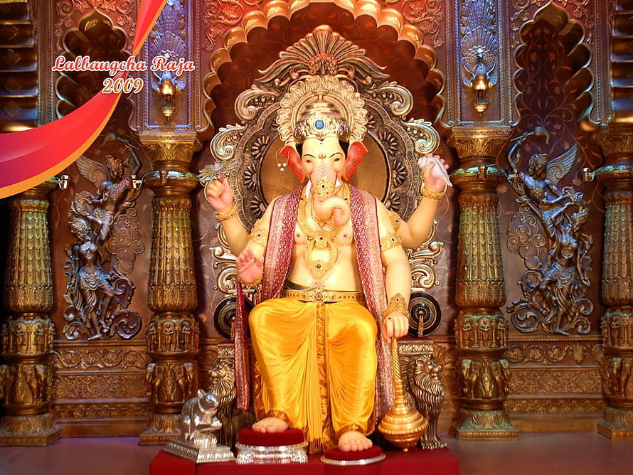 Lalbaugcha Raja Ganesha Murti in Golden Temple Setting HD wallpaper