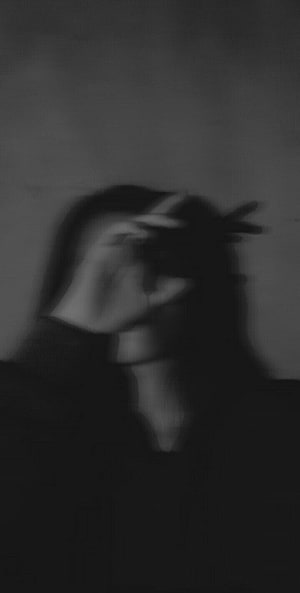 Dark Aesthetic Portrait of a Woman with Hand Over Face in Black and White, Ляйсана on ̈fkgl., girl aesthetic dark HD phone wallpaper