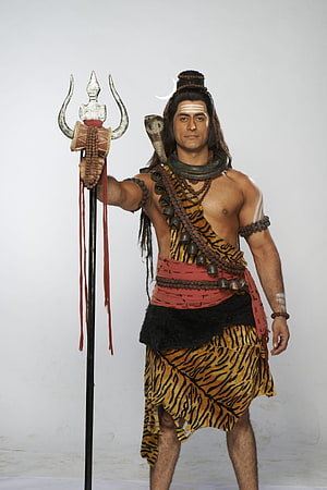 Hindu God Shiva Portrait with Trishul Trident and Cobra Necklace HD phone wallpaper