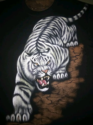 Floo Y Wong Style White Tiger Siliwangi Artwork on Black Background HD phone wallpaper