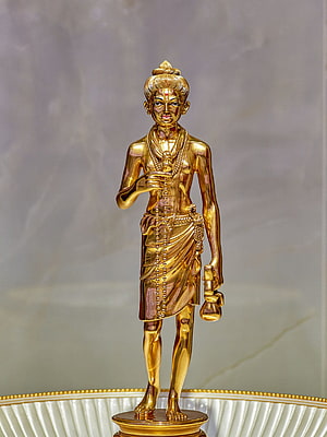 Golden Hanuman Statue Holding Mace and Garland on Decorative Pedestal, BAPS Shri Swaminarayan Mandir, nilkanth varni HD phone wallpaper
