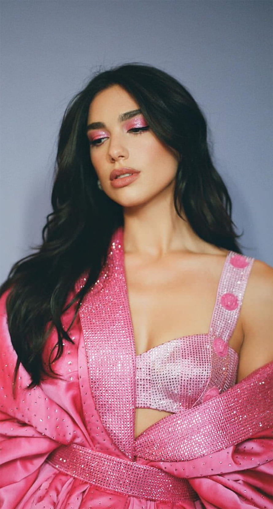Dua Lipa in a Glittering Pink Sequin Ensemble with Bold Makeup HD phone wallpaper