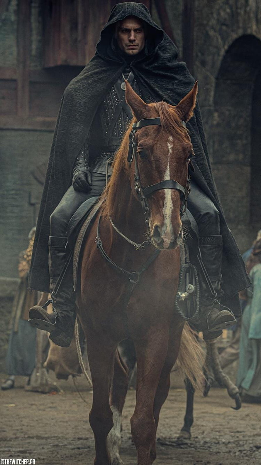 Henry Cavill as Geralt of Rivia on Horseback in The Witcher Netflix Series HD phone wallpaper