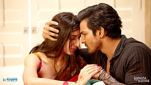 Sanam Teri Kasam Romantic Couple Embrace Scene Still HD wallpaper