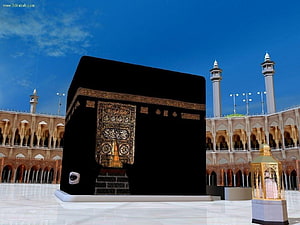 The Sacred Kaaba in Mecca with Golden Door and Minarets Under a Clear Blue Sky HD wallpaper