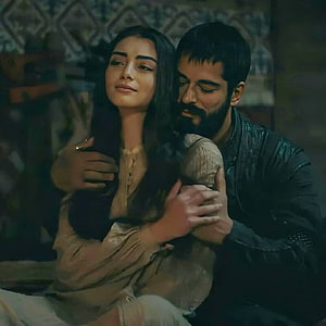 Osman Bey and Bala Hatun Embracing in a Romantic Historical Scene, Osman Bey & Bala Hatun Love, osman and bala HD phone wallpaper