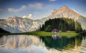 Alpine Lake Reflections and Mountain Peaks in the Swiss Countryside HD wallpaper