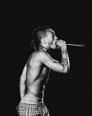XXXTentacion Black and White Concert Performance Portrait HD phone wallpaper