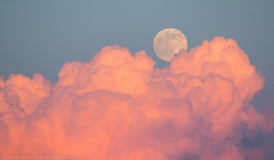 Full Moon Rising Above Pink Cumulus Clouds at Sunset HD wallpaper
