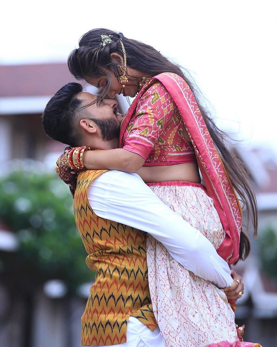 Romantic Indian Wedding Couple Portrait in Traditional Pink and Yellow Attire, Top 100 Romantic Couple , Pics, romantic love couple HD phone wallpaper