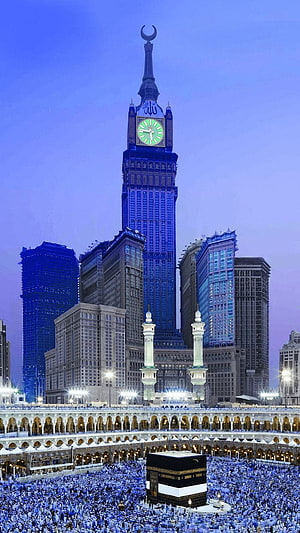 Majestic Kaaba and Makkah Royal Clock Tower at Twilight HD phone wallpaper
