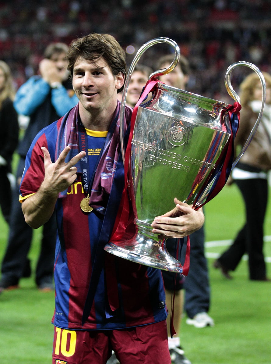 Lionel Messi Lifting The Champions League Trophy In Barcelona Kit At Wembley Stadium HD phone wallpaper