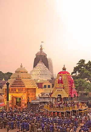 Jagannath Rath Yatra Festival in Puri with Ornate Temple and Crowds HD phone wallpaper