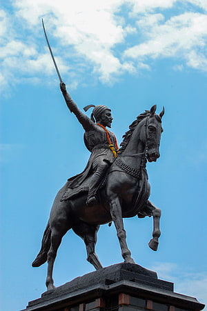 Bronze Statue of Shivaji Maharaj on Horseback with Raised Sword HD phone wallpaper