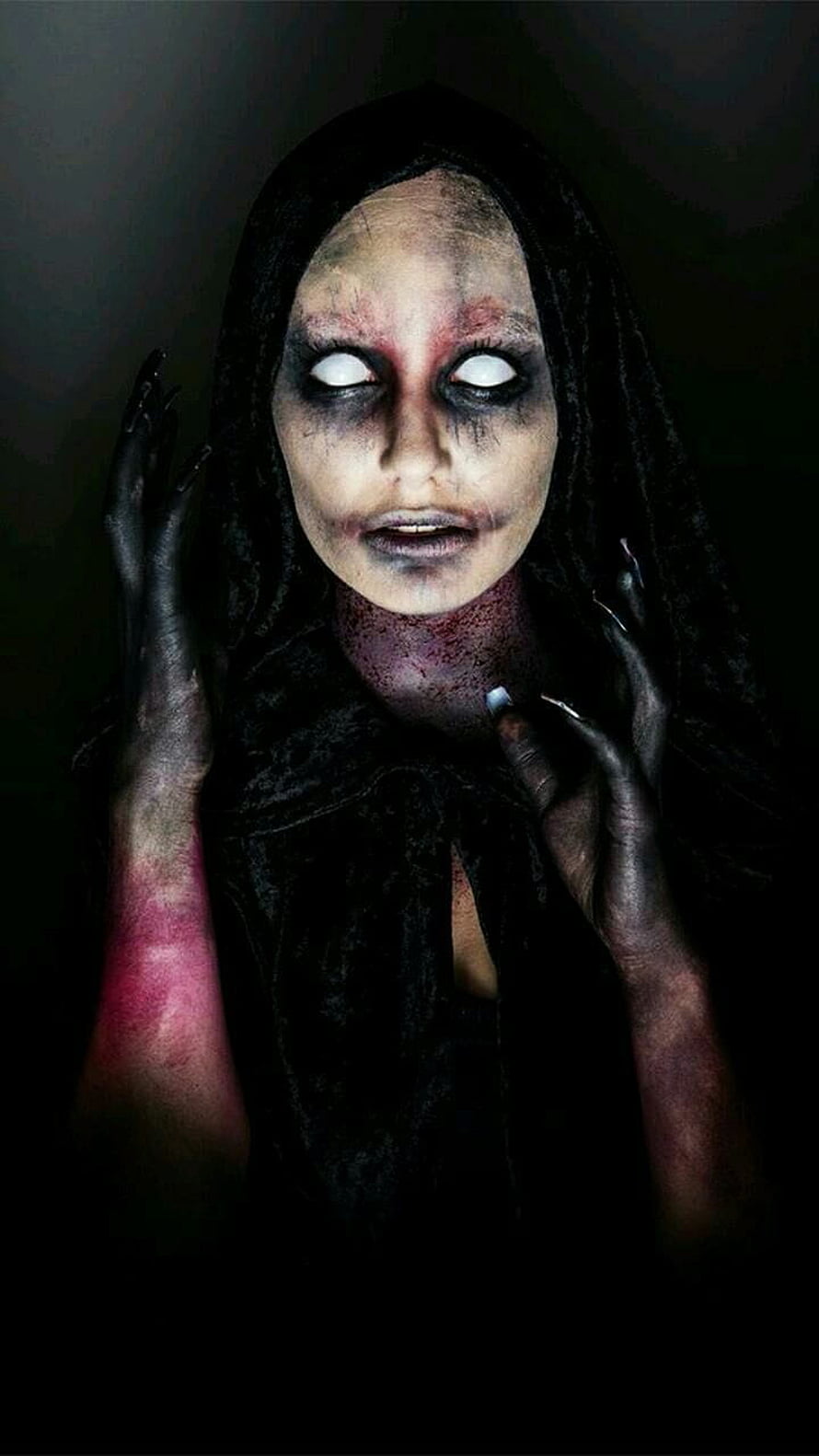 Scary Hooded Horror Figure With Pale White Eyes And Dark Makeup HD phone wallpaper